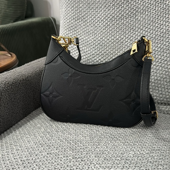 Louis Vuitton Bagatelle - Picture 10 of 11